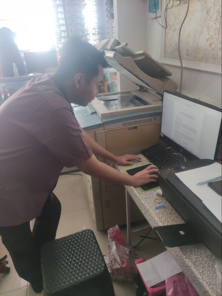 Mahasiswa FEBI IAIN Pontianak Laksanakan PKL Mandiri di Supikitty Store Pontianak