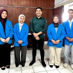 Kirim Ilmu, Bangun Karier! PKL Mandiri Mahasiswa FEBI di Kantor Pos Pontianak