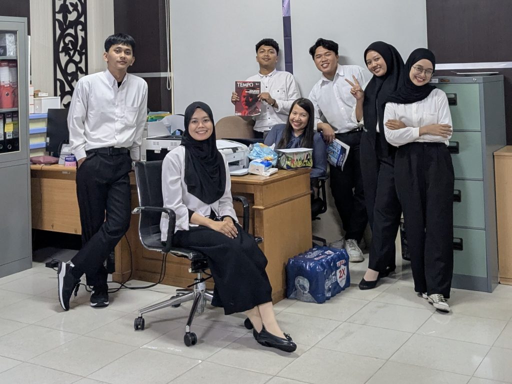 Mengenal Transparansi dan Akuntabilitas: Mahasiswa FEBI Laksanakan PKL Mandiri di BPK RI Kalbar