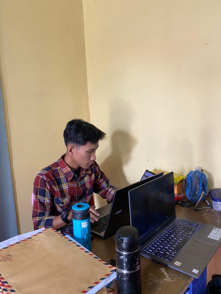 Mahasiswa FEBI IAIN Pontianak Asah Kompetensi Lewat PKL Mandiri di Dunia Industri