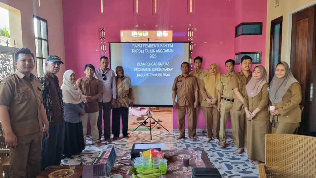 Mahasiswa PKL Rendi Hadi Setyanda Berkontribusi Aktif dalam Pelayanan dan Pembangunan di Desa Rengas Kapuas