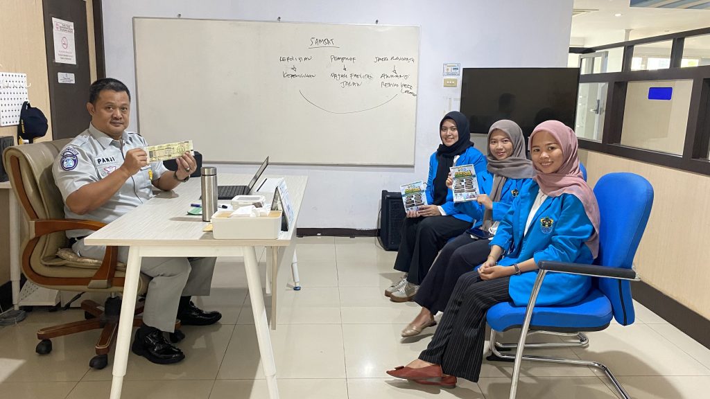 PKL di Jasa Raharja, Mahasiswa IAIN Pontianak Pahami Langsung Makna Perlindungan Sosial