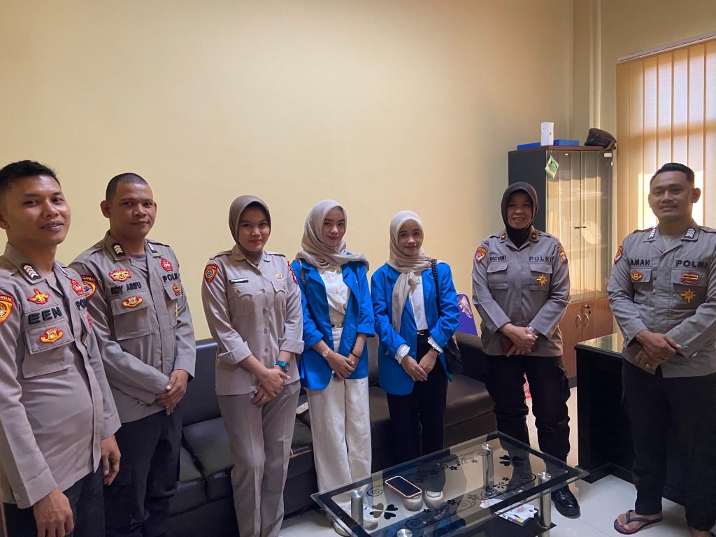 Magang di Markas Polda! Mahasiswi Akuntansi Syariah FEBI IAIN Pontianak Rasakan Pengalaman Tak Terlupakan